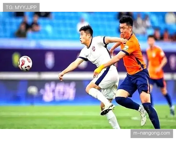 【2026年4月中超联赛·赛中·花絮VAR长时间介入引发争议，青岛海牛与梅州客家比赛中断近五分钟