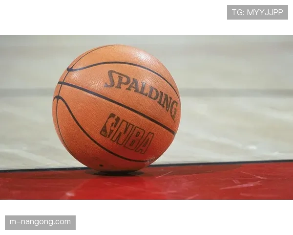 扫帚庆祝文化溯源：从冰球场到NBA客场的球迷胜利仪式